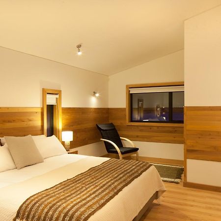 Aparthotel Palafito del Carpintero Castro Esterno foto